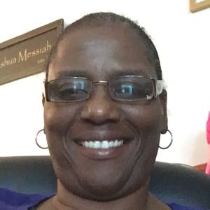 Meet your Posher, Paula